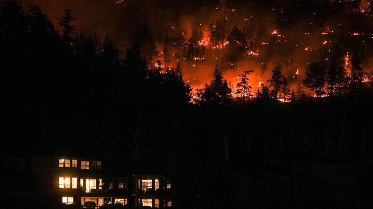Kanadský boj s požáry: Britská Kolumbie evakuuje už více než 35 tisíc lidí